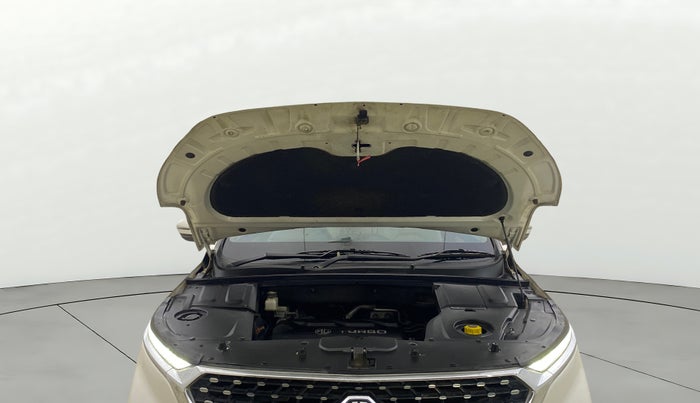 2022 MG HECTOR SHARP 1.5 PETROL CVT, Petrol, Automatic, 33,533 km, Open Bonet