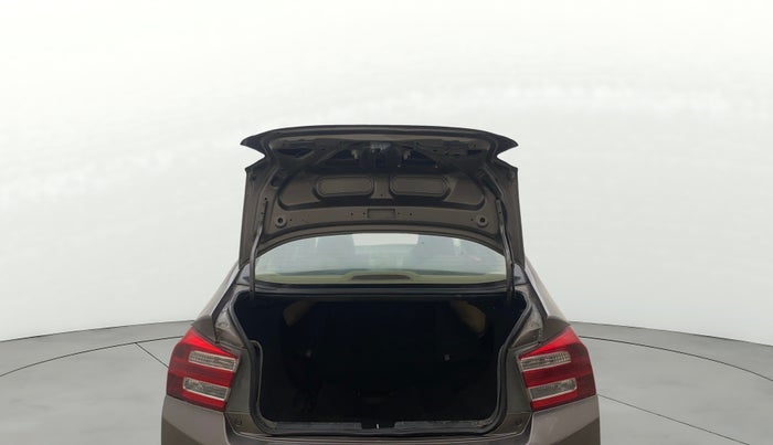 2012 Honda City 1.5L I-VTEC V MT SUNROOF, Petrol, Manual, 1,00,199 km, Boot Door Open