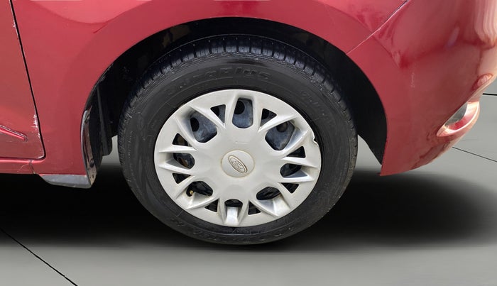 2017 Ford New Figo TREND 1.2 PETROL, Petrol, Manual, 41,939 km, Right Front Wheel