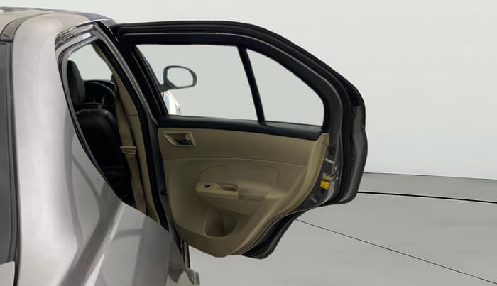 2014 Maruti Swift Dzire VDI, Diesel, Manual, 1,22,042 km, RHS Rear Door