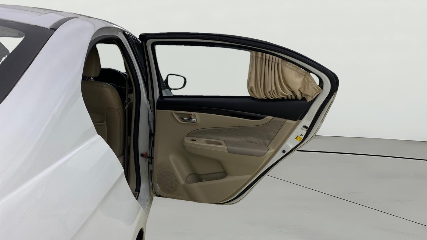 2016 Maruti Ciaz ZXI+, Petrol, Manual, 66,270 km, RHS Rear Door
