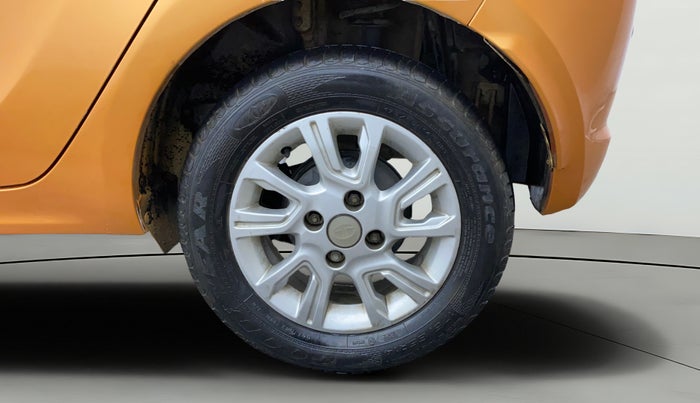 2016 Tata Tiago XZ PETROL, Petrol, Manual, 35,560 km, Left Rear Wheel