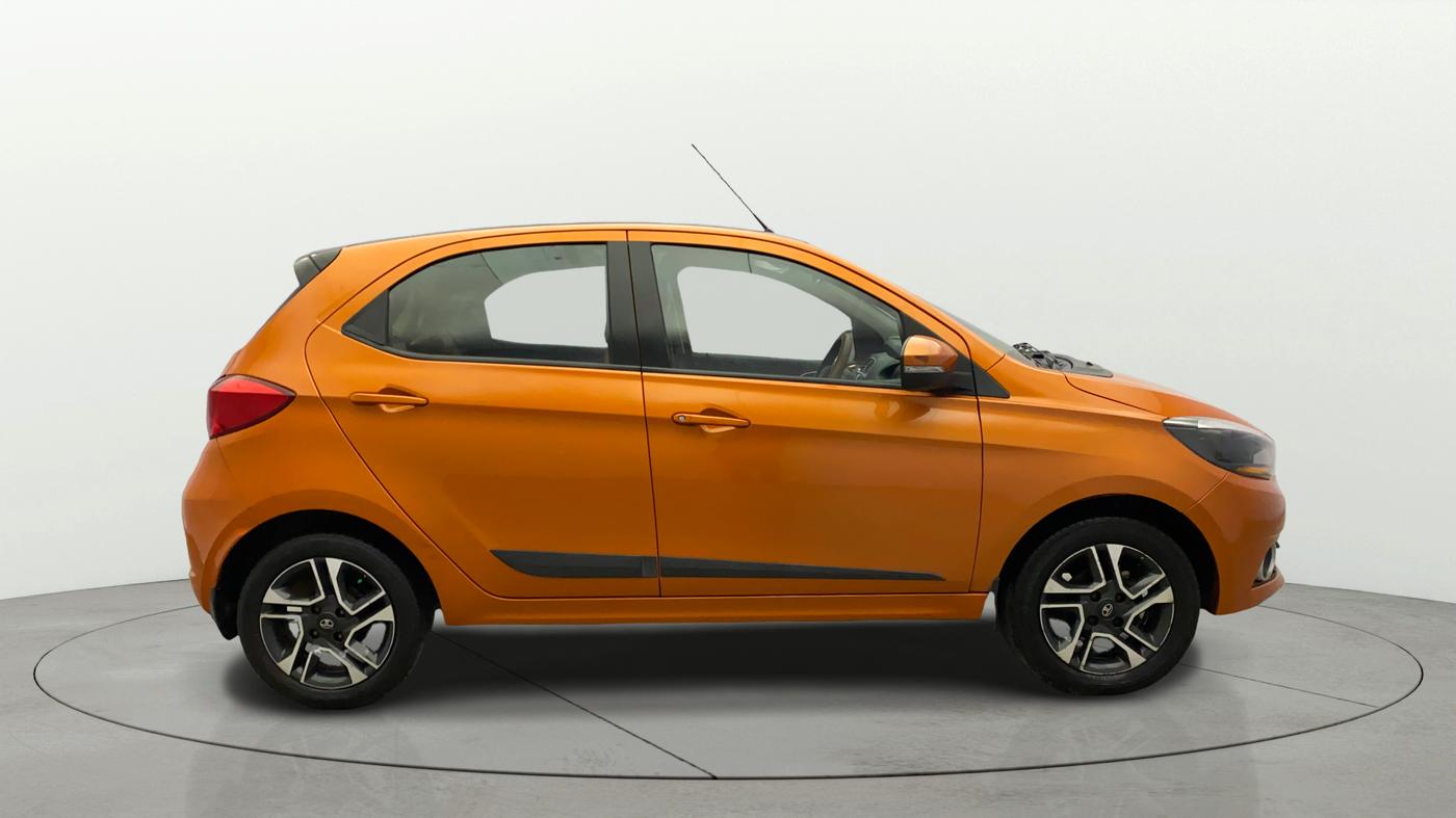 2019 Tata Tiago XZ PLUS PETROL, Petrol, Manual, 31,087 km, Right Side View