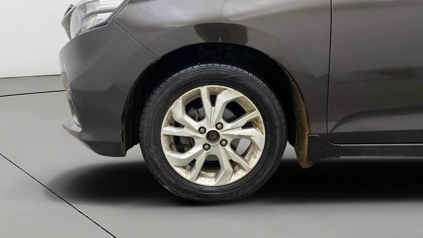 2019 Honda Amaze 1.5L I-DTEC VX CVT, Diesel, Automatic, 1,15,218 km, Left Front Wheel