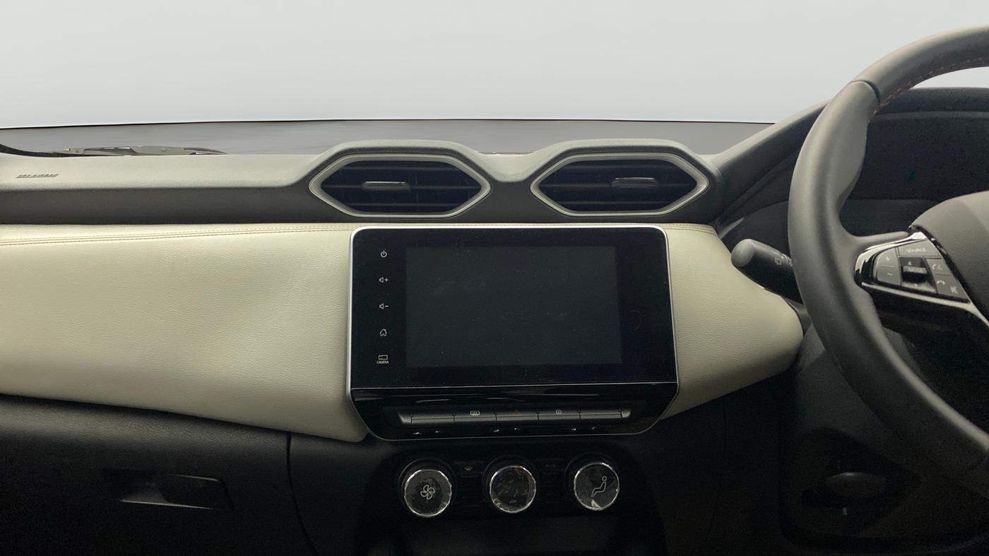 2025 Nissan MAGNITE Tekna HRAO 1.0 Turbo Petrol MT, Petrol, Manual, 6,607 km, Air Conditioner