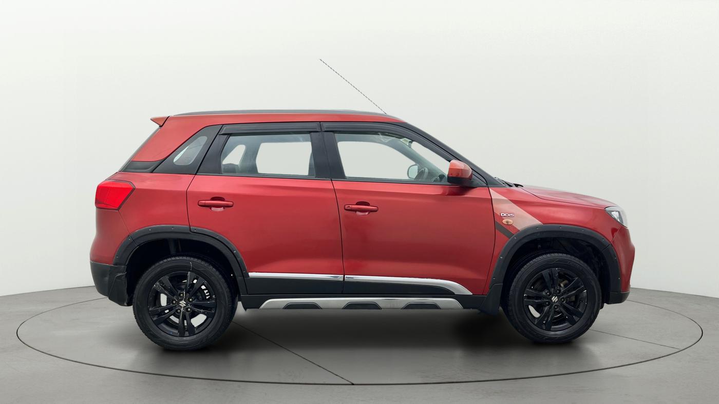 2018 Maruti Vitara Brezza ZDI, Diesel, Manual, 88,822 km, Right Side View