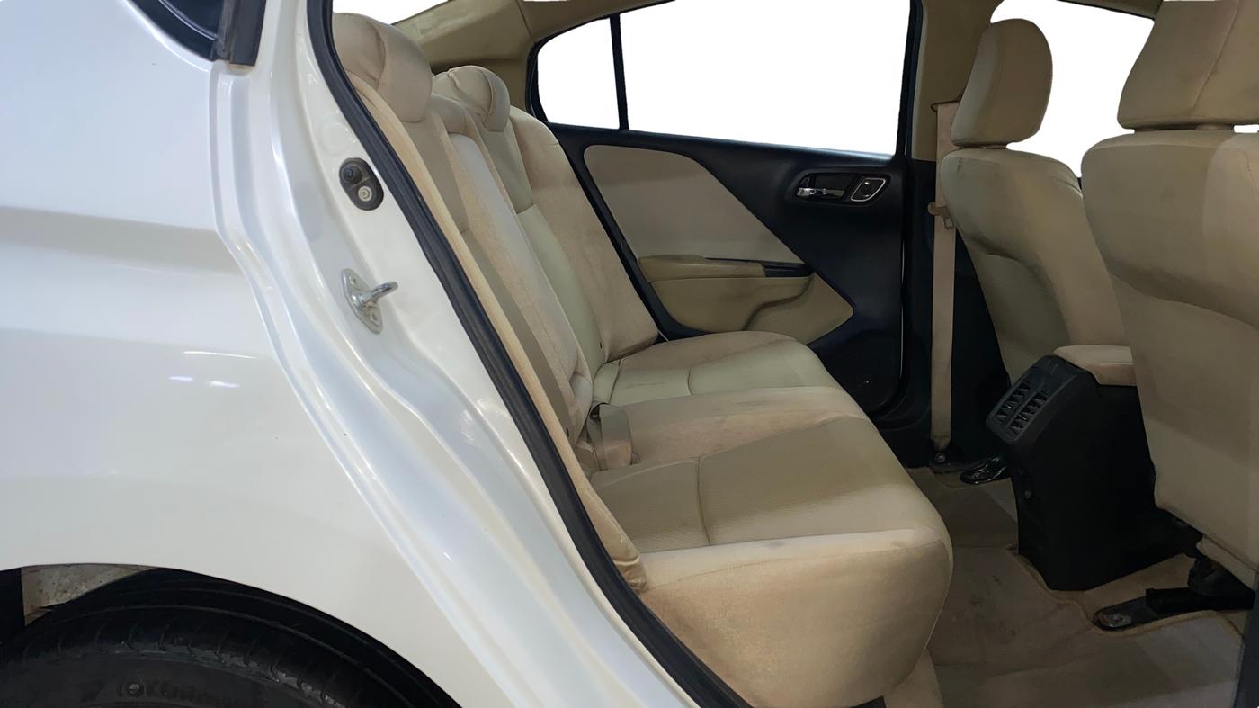 2018 Honda City 1.5L I-DTEC V, Diesel, Manual, 54,533 km, Right Side Rear Door Cabin