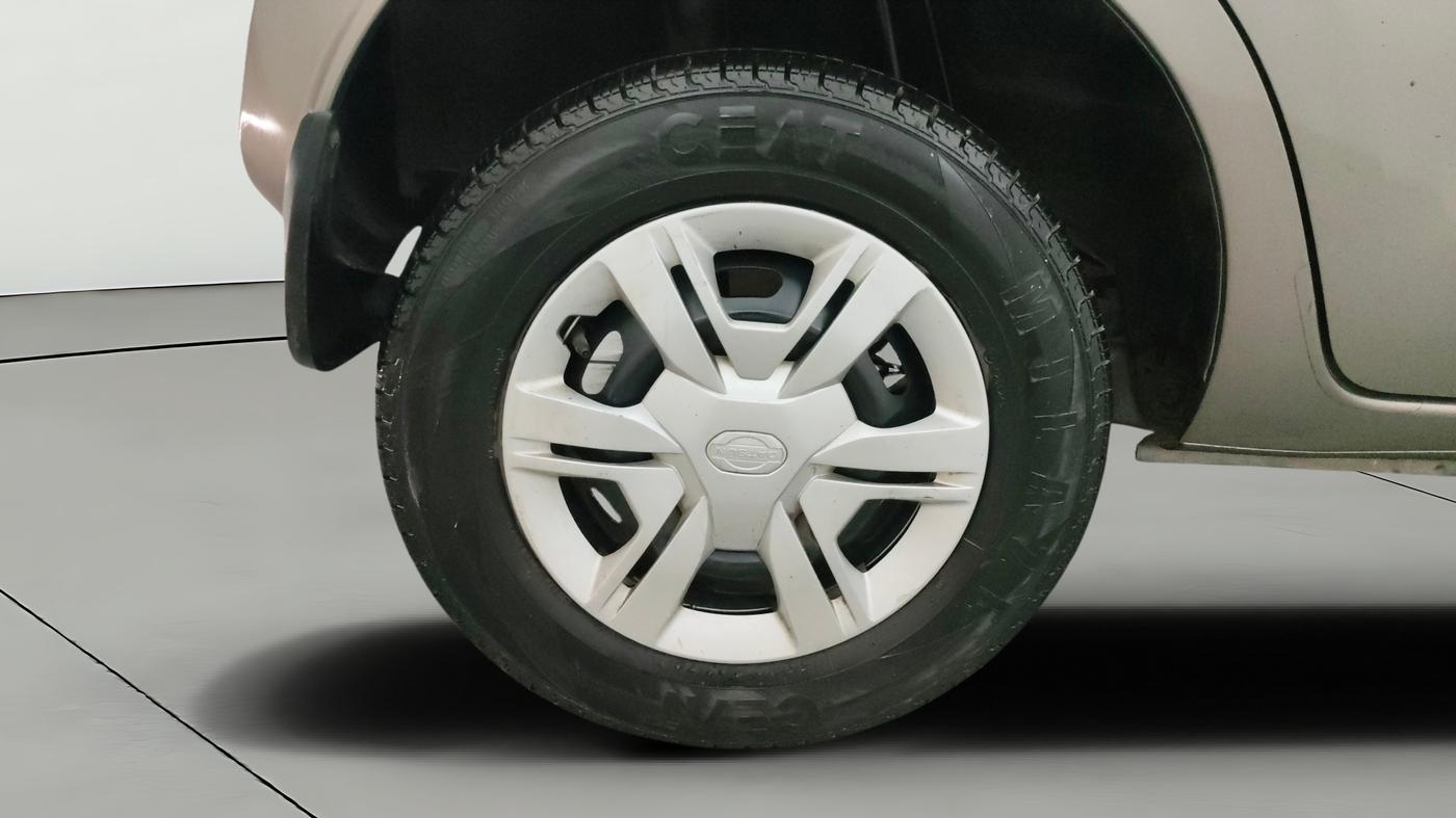 2019 Datsun Redi Go S 1.0 AMT, Petrol, Automatic, 28,049 km, Right Rear Wheel