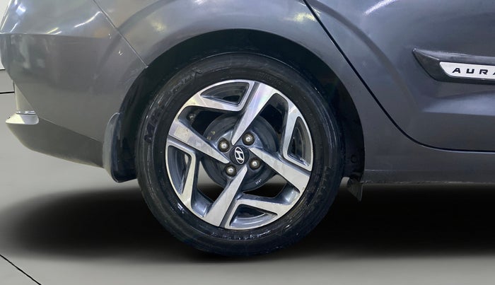 2021 Hyundai AURA SX 1.2, CNG, Manual, 76,413 km, Right Rear Wheel