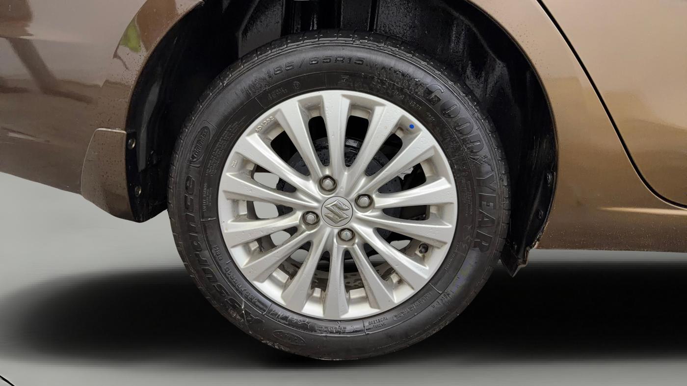 2021 Maruti Ciaz ZETA AT 1.5  SHVS PETROL, Petrol, Automatic, 44,799 km, Right Rear Wheel