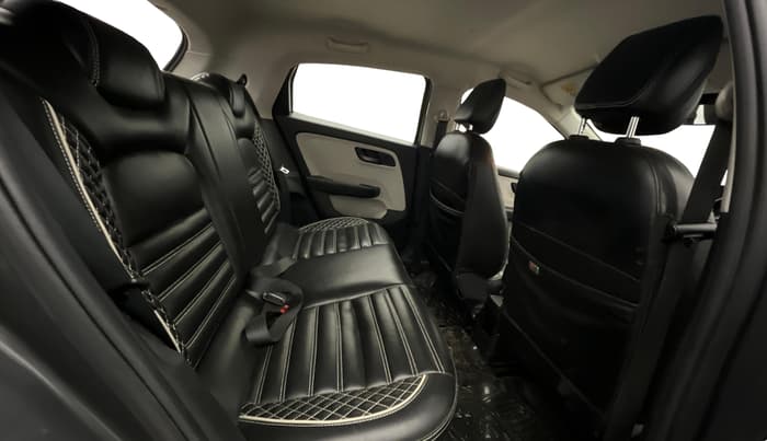 2022 Tata ALTROZ XT PETROL, Petrol, Manual, 72,429 km, Right Side Rear Door Cabin