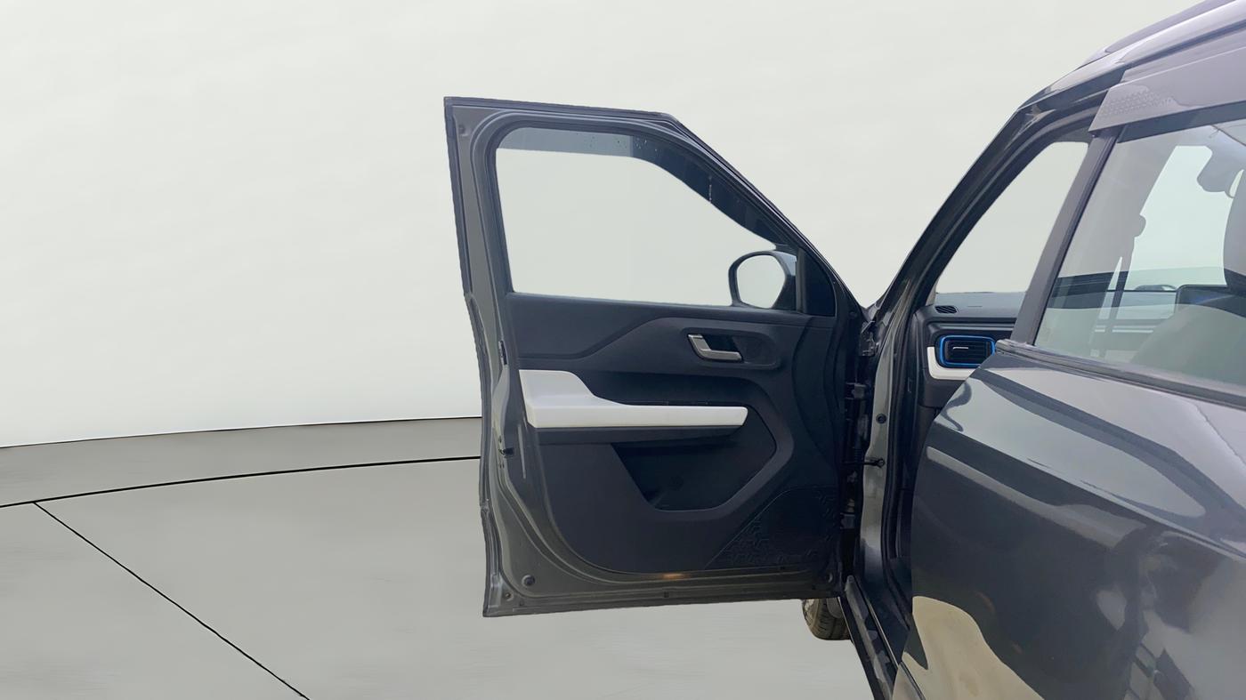 2023 Tata PUNCH CREATIVE  AMT, Petrol, Automatic, 9,189 km, LHS Front Door