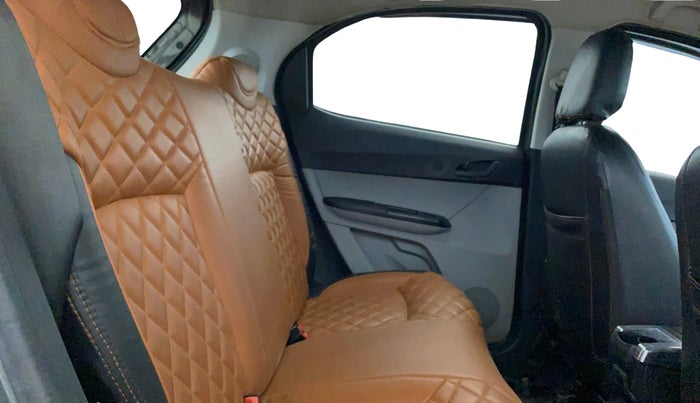 2022 Tata Tiago XT CNG, CNG, Manual, 71,047 km, Right Side Rear Door Cabin