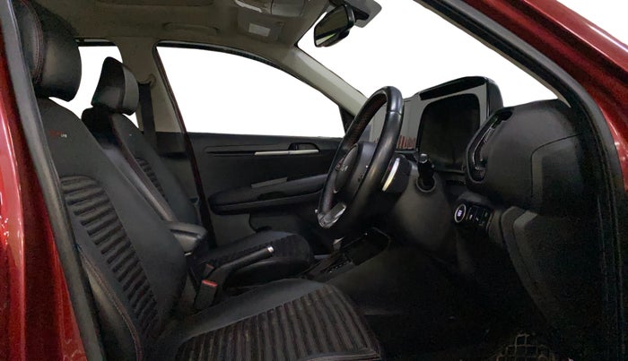 2023 KIA SONET GTX PLUS 1.0 DCT, Petrol, Automatic, 63,186 km, Right Side Front Door Cabin