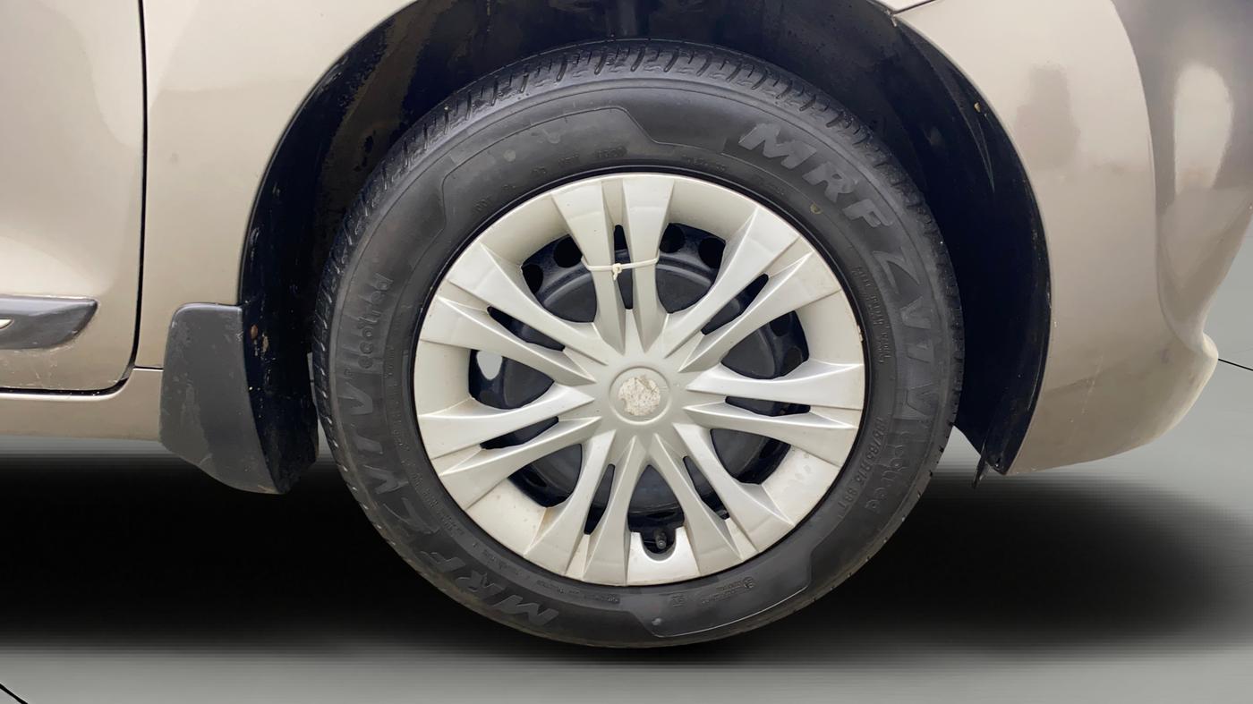 2020 Maruti Baleno DELTA PETROL 1.2, Petrol, Manual, 56,398 km, Right Front Wheel