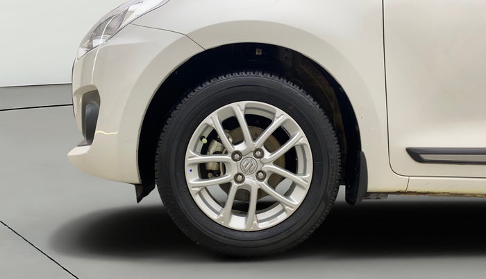 2023 Maruti Swift ZXI AMT, Petrol, Automatic, 22,855 km, Left Front Wheel