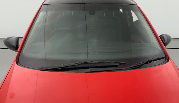 2017 Volkswagen Polo HIGHLINE1.2L, Petrol, Manual, 59,095 km, Front Windshield