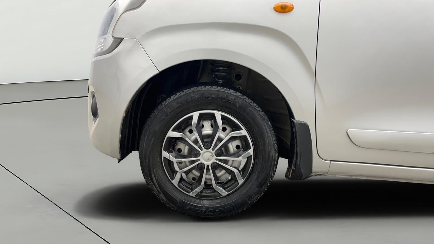 2022 Maruti New Wagon-R LXI CNG (O) 1.0, CNG, Manual, 84,138 km, Left Front Wheel