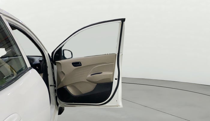 2021 Hyundai NEW SANTRO MAGNA, Petrol, Manual, 26,487 km, RHS Front Door