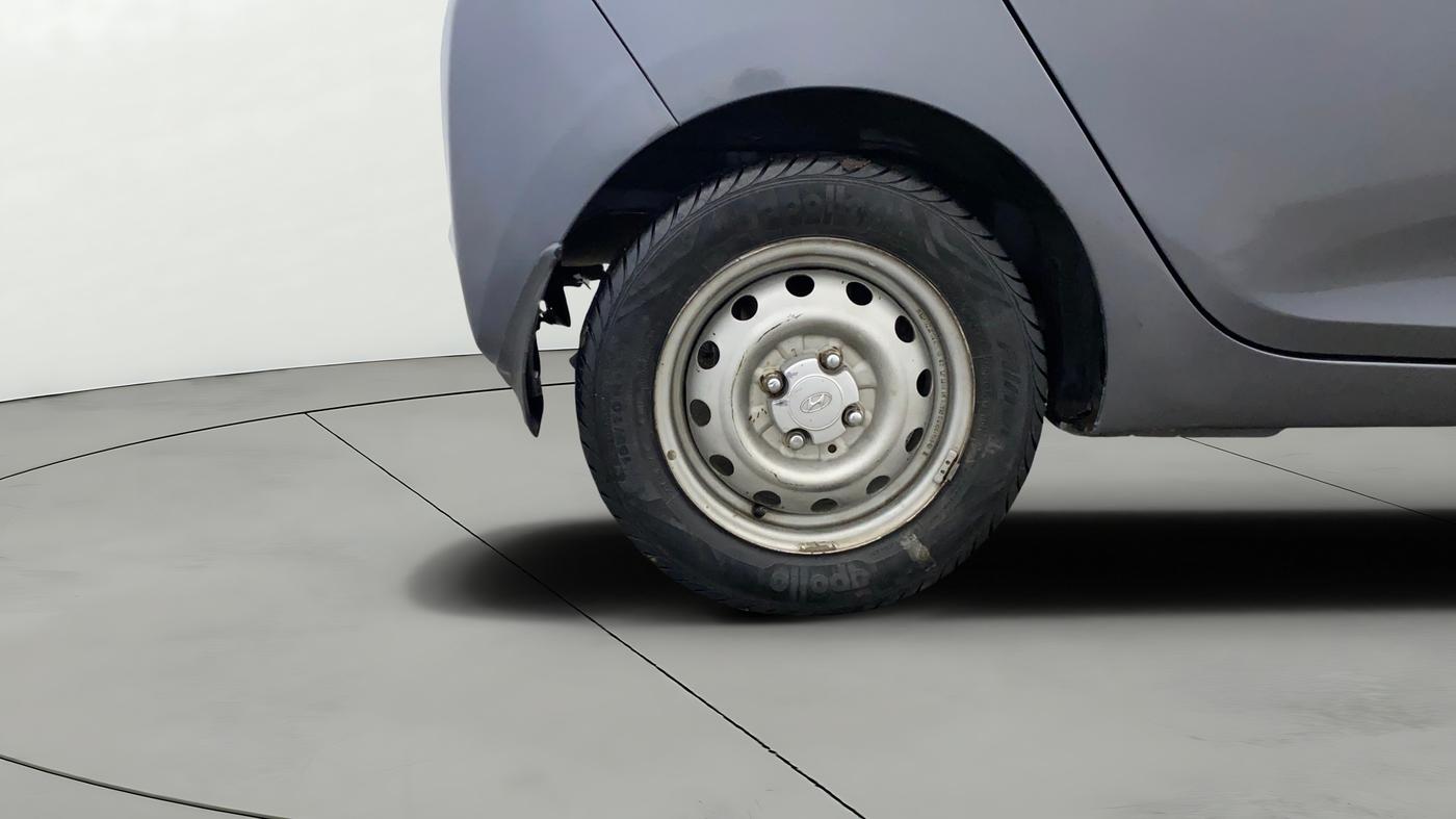 2018 Hyundai Eon ERA +, Petrol, Manual, 52,744 km, Right Rear Wheel