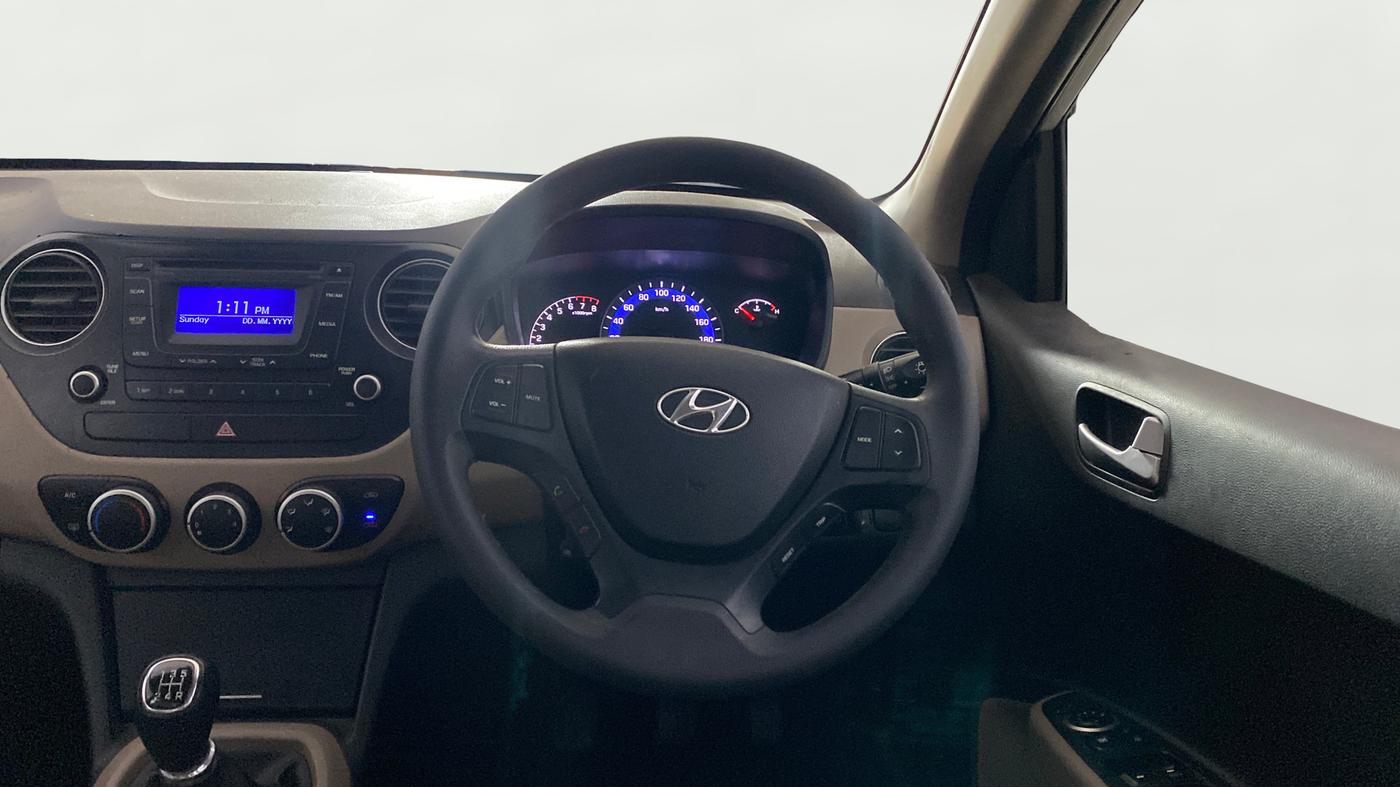 2016 Hyundai Xcent S 1.2, Petrol, Manual, 32,616 km, Steering Wheel Close Up