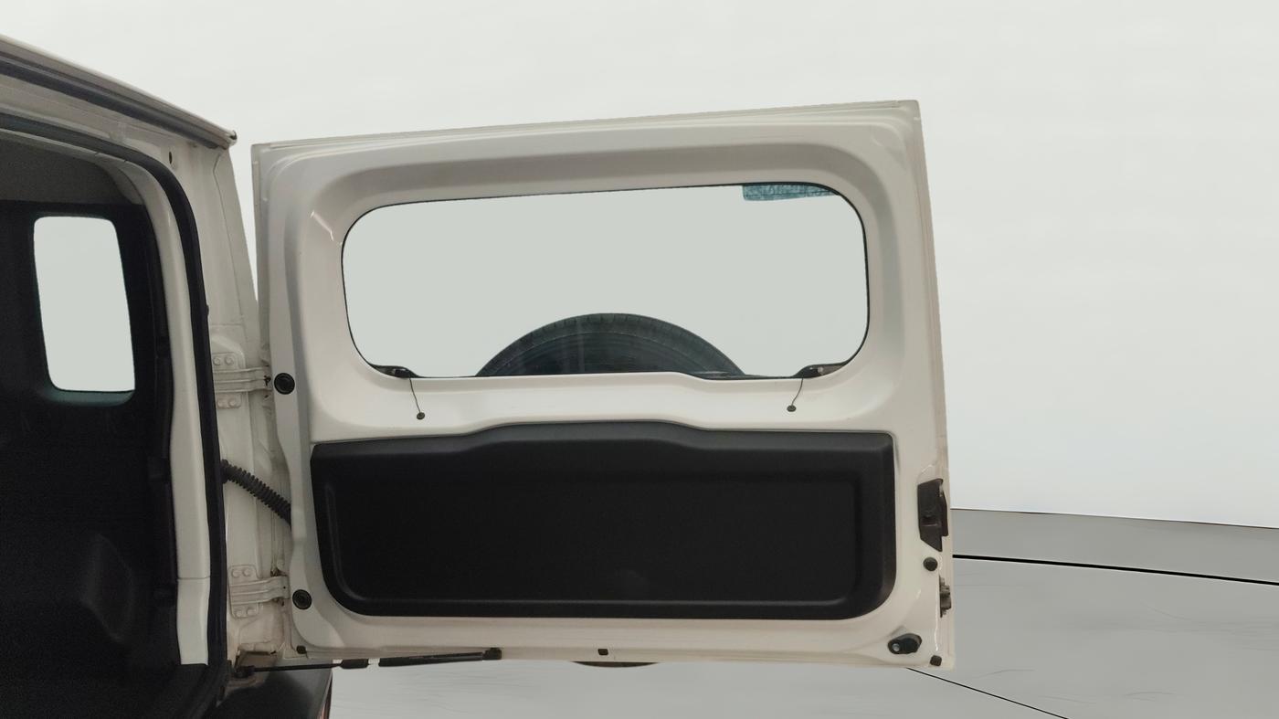 2023 Maruti JIMNY ALPHA ALL GRIP PRO AT, Petrol, Automatic, 16,821 km, Boot Door Open