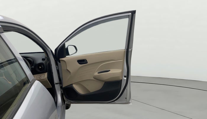 2021 Hyundai NEW SANTRO SPORTZ EXECUTIVE MT CNG, CNG, Manual, 31,303 km, RHS Front Door