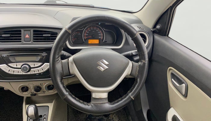2016 Maruti Alto K10 VXI AMT, CNG, Automatic, 80,754 km, Steering Wheel Close Up