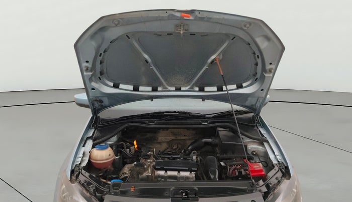 2012 Volkswagen Polo HIGHLINE1.2L, Petrol, Manual, 95,466 km, Open Bonet