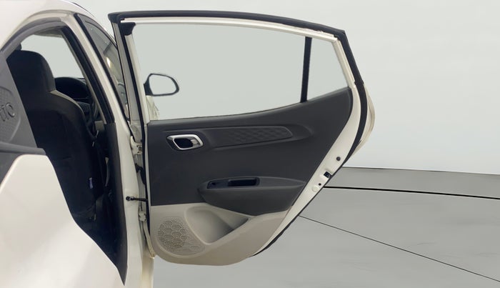 2019 Hyundai GRAND I10 NIOS SPORTZ AMT 1.2 KAPPA VTVT, Petrol, Automatic, 55,343 km, RHS Rear Door