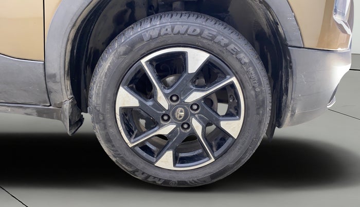 2022 Tata PUNCH ACCOMPLISHED AMT, Petrol, Automatic, 68,141 km, Right Front Wheel