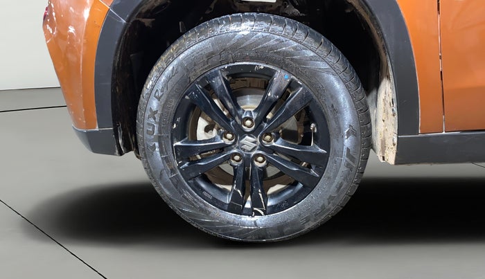 2018 Maruti Vitara Brezza ZDI, Diesel, Manual, 54,822 km, Left Front Wheel