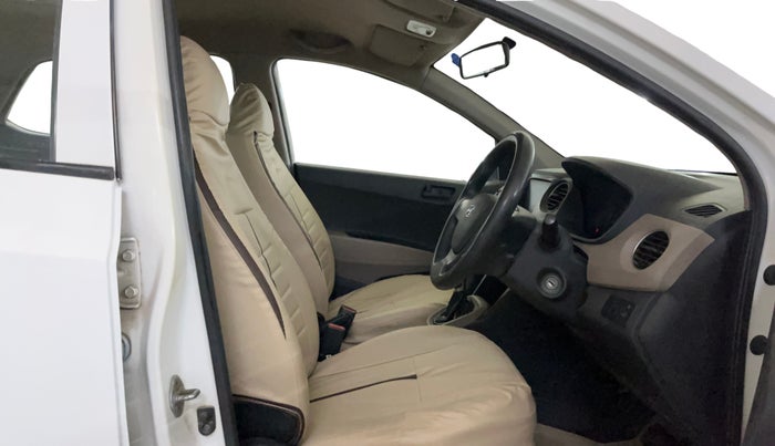 2016 Hyundai Grand i10 MAGNA AT 1.2 KAPPA VTVT, Petrol, Automatic, 72,832 km, Right Side Front Door Cabin