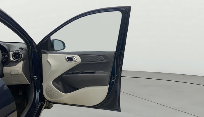 2022 Hyundai GRAND I10 NIOS SPORTZ AMT 1.2 KAPPA VTVT, Petrol, Automatic, 23,377 km, RHS Front Door