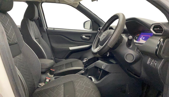 2023 Nissan MAGNITE XV PREMIUM, Petrol, Manual, 38,946 km, Right Side Front Door Cabin
