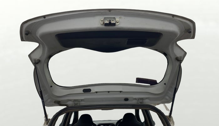 2016 Hyundai Grand i10 SPORTZ 1.2 KAPPA VTVT, Petrol, Manual, 62,977 km, Boot Door Open