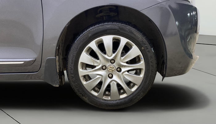 2017 Maruti Baleno ZETA CVT PETROL 1.2, Petrol, Automatic, 44,821 km, Right Front Wheel