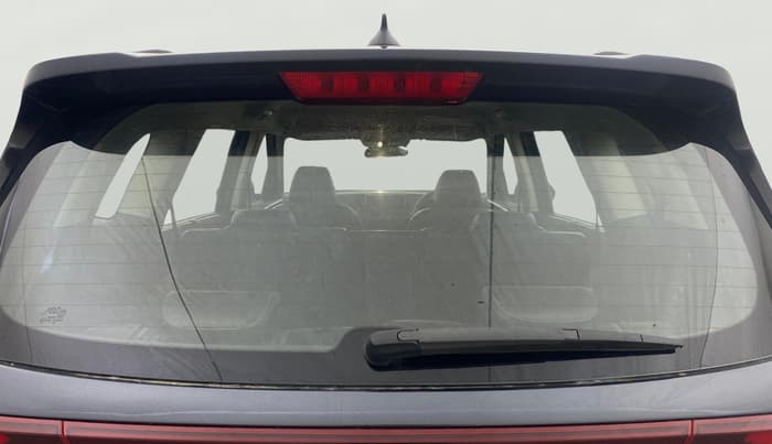 2022 KIA CARENS PRESTIGE PLUS 1.4 PETROL DCT 7 STR, Petrol, Automatic, 73,096 km, Rear Windshield