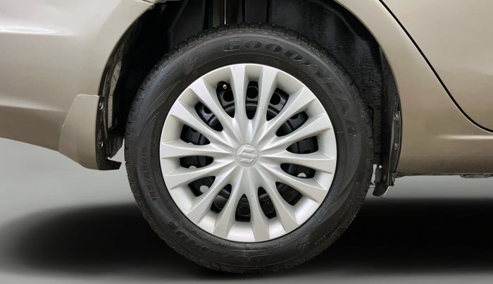 2022 Maruti Ciaz SIGMA 1.5 SHVS MT  PETROL, Petrol, Manual, 61,465 km, Right Rear Wheel