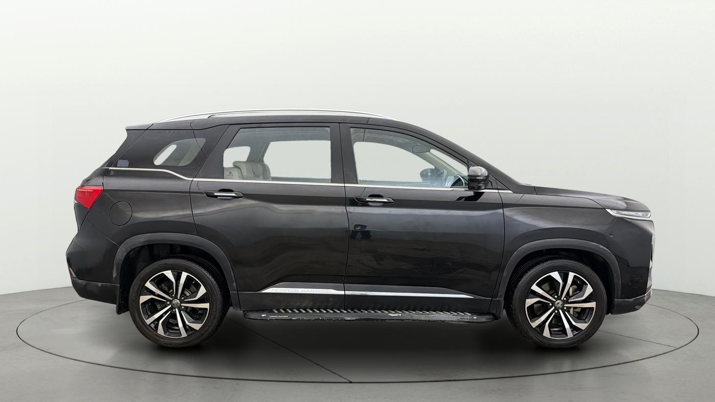 2023 MG HECTOR SHARP PRO 1.5 PETROL TURBO CVT PETROL, Petrol, Automatic, 53,128 km, Right Side View