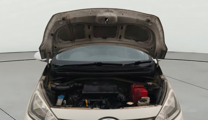 2014 Hyundai Xcent SX 1.2 (O), Petrol, Manual, 1,08,074 km, Open Bonet