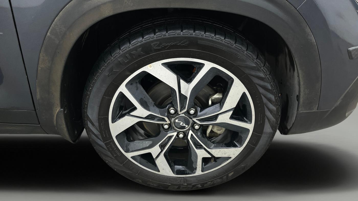 2023 KIA SELTOS GTX PLUS 1.5 DIESEL AT, Diesel, Automatic, 26,355 km, Right Front Wheel