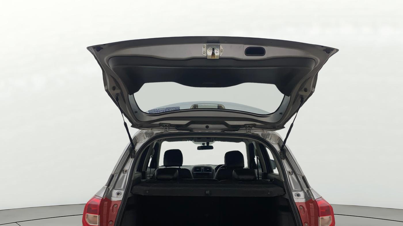 2017 Maruti Vitara Brezza ZDI PLUS, Diesel, Manual, 82,816 km, Boot Door Open