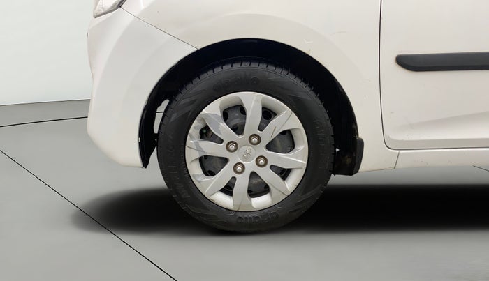 2017 Hyundai Eon MAGNA +, Petrol, Manual, 50,408 km, Left Front Wheel