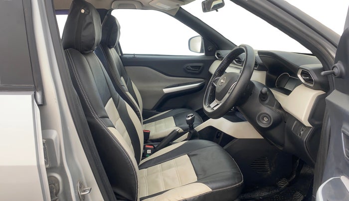 2022 Nissan MAGNITE XE, Petrol, Manual, 30,713 km, Right Side Front Door Cabin