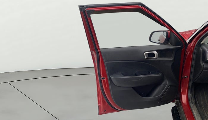 2021 Hyundai VENUE SX 1.0 TURBO, Petrol, Manual, 60,771 km, LHS Front Door