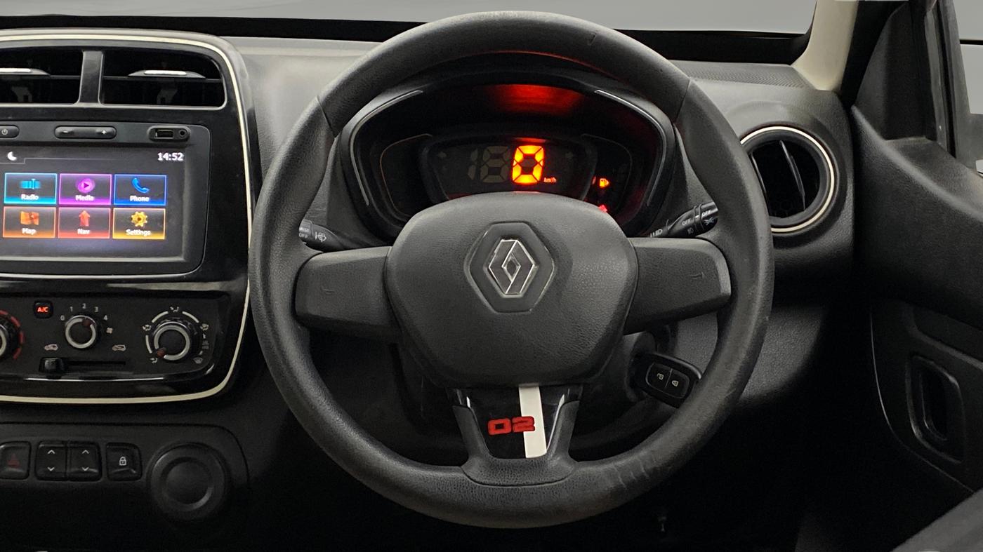 2017 Renault Kwid RXT 1.0, Petrol, Manual, 77,635 km, Steering Wheel Close Up