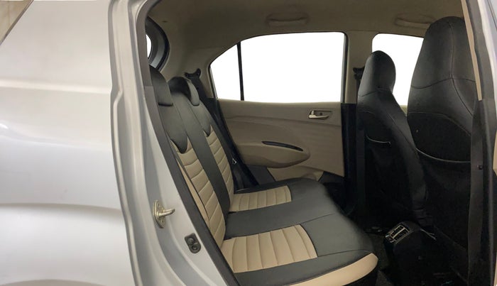 2019 Hyundai NEW SANTRO SPORTZ MT, Petrol, Manual, 21,666 km, Right Side Rear Door Cabin