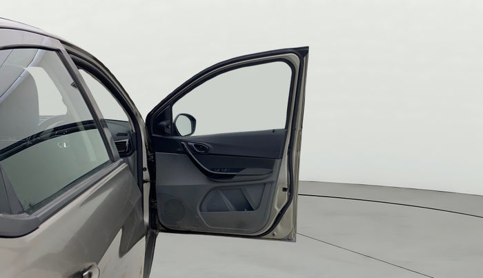 2019 Tata TIGOR XZ PETROL, CNG, Manual, 79,804 km, RHS Front Door