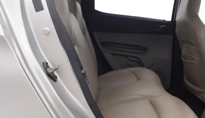 2016 Tata Tiago XE PETROL, CNG, Manual, 1,03,129 km, Right Side Rear Door Cabin